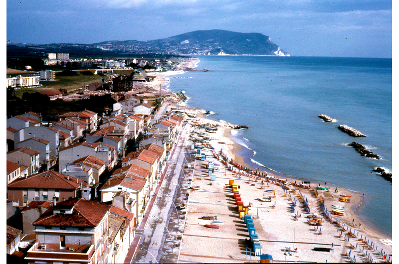 Spiaggia del quartiere Castennou