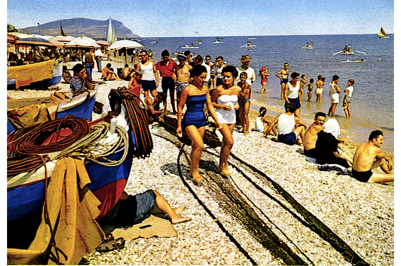 Una domenica d'estate al mare